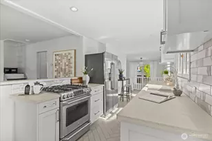 4010 NE 95th St, Seattle, WA 98115 - Photo 10