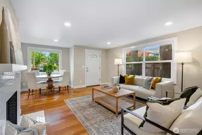 3700 NE 74th Place, Seattle, WA 98115 - Photo 4