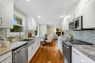3700 NE 74th Pl, Seattle, WA 98115 - Photo 6