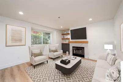 19410 Bothell Way NE #D102, Bothell, WA 98011 - Photo 4
