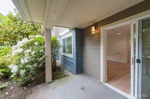 19410 Bothell Way NE, Bothell, WA 98011 - Photo 20