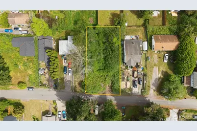 3630 W D Street, Bremerton, WA 98312 - Photo 4
