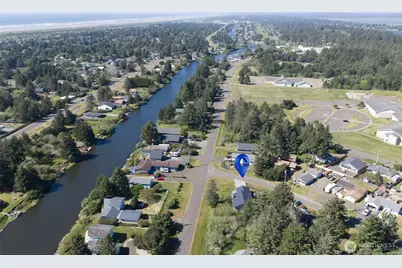 372 Canal Drive SE, Ocean Shores, WA 98569 - Photo 36