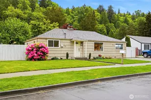 3608 SE 5th Pl, Renton, WA 98058 - Photo 2