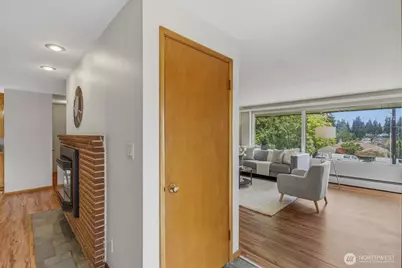 3822 Shelby Road, Lynnwood, WA 98087 - Photo 4