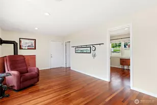 6917 Rainier Ave, Gig Harbor, WA 98335 - Photo 8