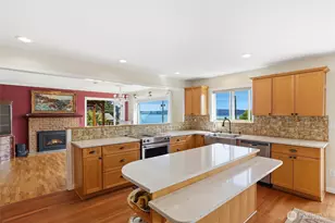 6917 Rainier Ave, Gig Harbor, WA 98335 - Photo 16