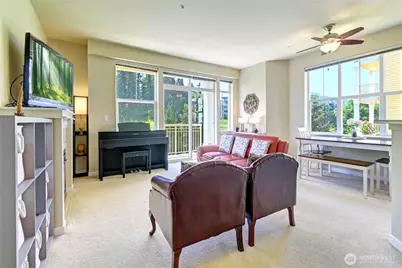 16141 Cleveland Street #316, Redmond, WA 98052 - Photo 4