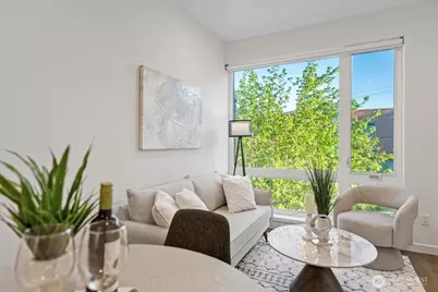 2310 W Newton Street, Seattle, WA 98199 - Photo 12