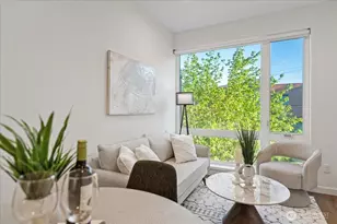 2310 W Newton St, Seattle, WA 98199 - Photo 12
