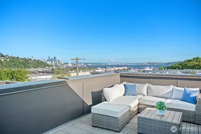 2310 W Newton Street, Seattle, WA 98199 - Photo 20