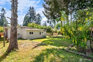 13721 37th Ave NE, Seattle, WA 98125 - Photo 22