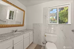 13721 37th Ave NE, Seattle, WA 98125 - Photo 14