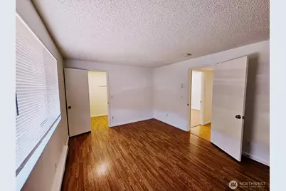 16 147th Avenue SE, Bellevue, WA 98007 - Photo 20