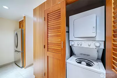 153 Madison Avenue N, Bainbridge Island, WA 98110 - Photo 26