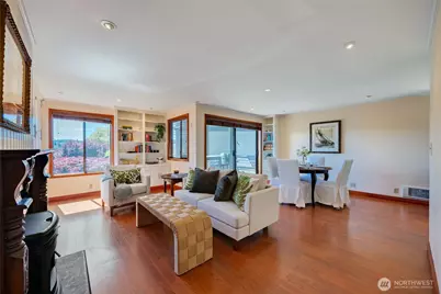 153 Madison Avenue N, Bainbridge Island, WA 98110 - Photo 6