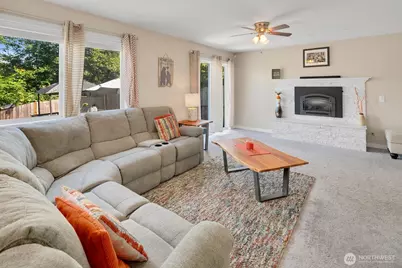 327 140th Street SW, Everett, WA 98208 - Photo 14