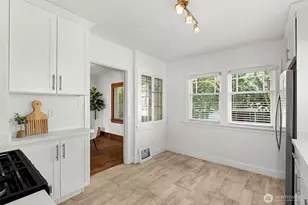 942 S Ridgewood Ave, Tacoma, WA 98405 - Photo 10