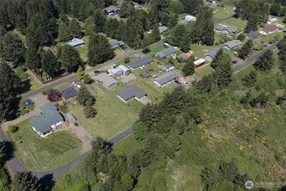 44 Hale Avenue, Hoquiam, WA 98550 - Photo 28