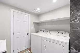 12200 Stone Ave N, Seattle, WA 98133 - Photo 18