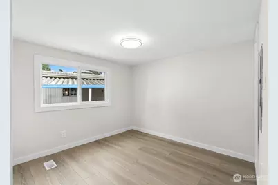 12200 Stone Avenue N #38, Seattle, WA 98133 - Photo 12