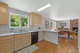 12307 SE 74th St, Newcastle, WA 98056 - Photo 6