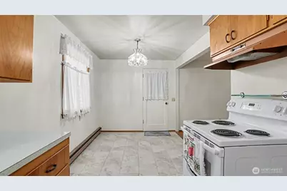 31045 42nd Avenue S, Auburn, WA 98001 - Photo 8