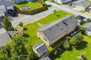 805 1/2 4th Ave SW, Puyallup, WA 98371 - Photo 22