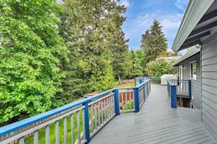 12818 NE 135th St, Kirkland, WA 98034 - Photo 14
