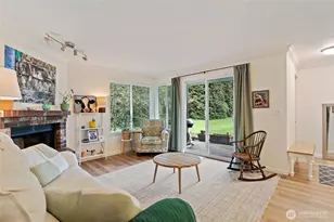 10831 NE 147th Ln, Bothell, WA 98011 - Photo 4