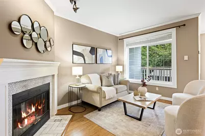 18505 SE Newport Way #D118, Issaquah, WA 98027 - Photo 4