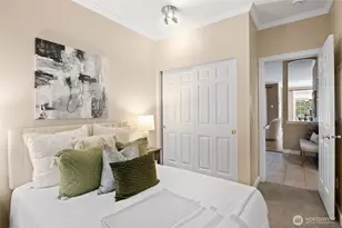 18505 SE Newport Way, Issaquah, WA 98027 - Photo 22