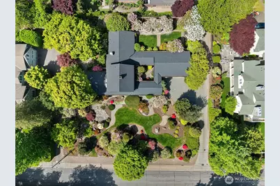 7720 NE 8th Street, Medina, WA 98039 - Photo 2