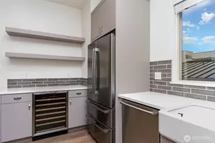 2607 NW 64th St, Seattle, WA 98107 - Photo 4