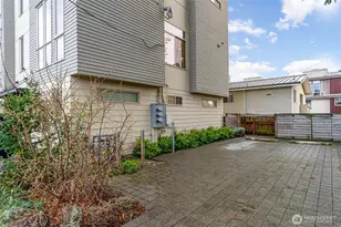2607 NW 64th St, Seattle, WA 98107 - Photo 2