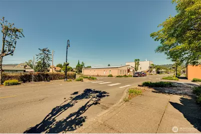 512 Davidson Avenue, Woodland, WA 98674 - Photo 12