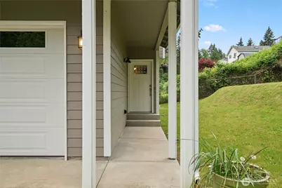 7270 E Grandview Street, Port Orchard, WA 98366 - Photo 4