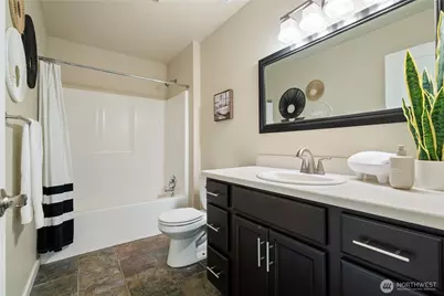 7270 E Grandview Street, Port Orchard, WA 98366 - Photo 32