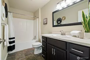 7270 E Grandview St, Port Orchard, WA 98366 - Photo 32