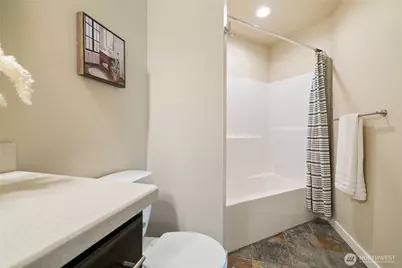 7270 E Grandview Street, Port Orchard, WA 98366 - Photo 26