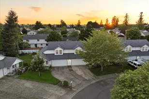 1608 SE 173rd Ave, Vancouver, WA 98683 - Photo 2