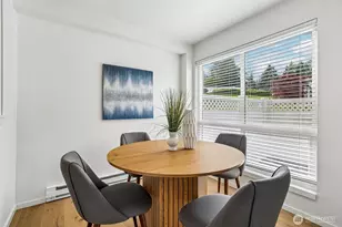 12700 NE 8th St, Bellevue, WA 98005 - Photo 6