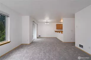 1640 SW Mulberry Pl, Oak Harbor, WA 98277 - Photo 10