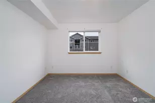 1640 SW Mulberry Pl, Oak Harbor, WA 98277 - Photo 16
