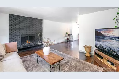6667 E Grandview Avenue, Tacoma, WA 98404 - Photo 4