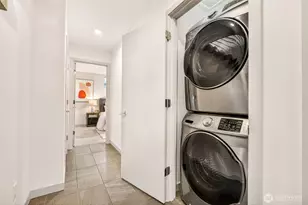 8840 Interlake Ave N, Seattle, WA 98103 - Photo 32