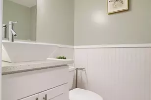 8006 25th Ave NW, Seattle, WA 98117 - Photo 10