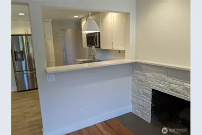 8006 25th Avenue NW, Seattle, WA 98117 - Photo 16