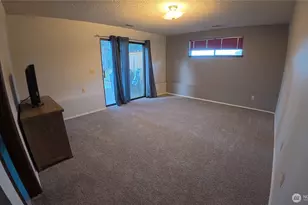 4421 60th St Ct E, Tacoma, WA 98443 - Photo 10
