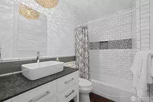 6599 170th Pl SE, Bellevue, WA 98006 - Photo 26